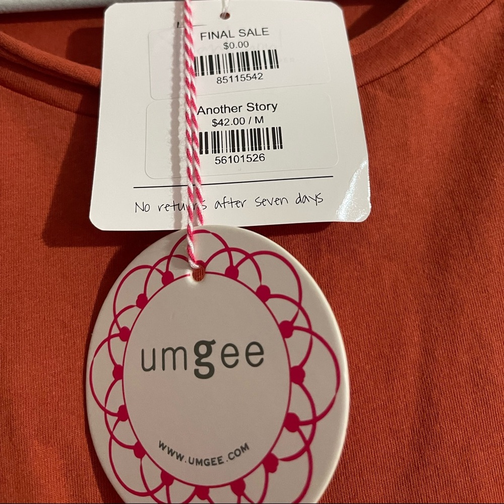 UMGEE Another Story Top. Size Med. NWT
